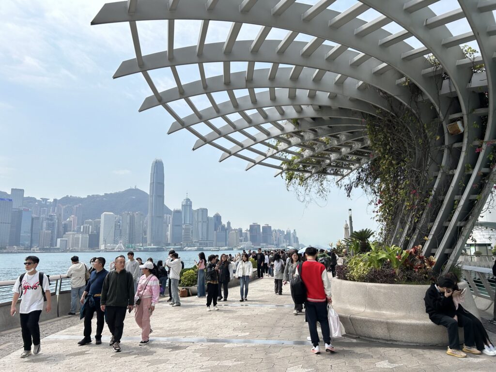 香港、弾丸半日観光 | 17:30発の便までどこまで行ける？