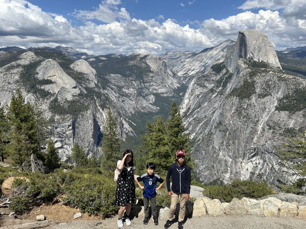 ヨセミテ国立公園屈指の絶景スポット：グレイシャー ポイント（Glacier Point）