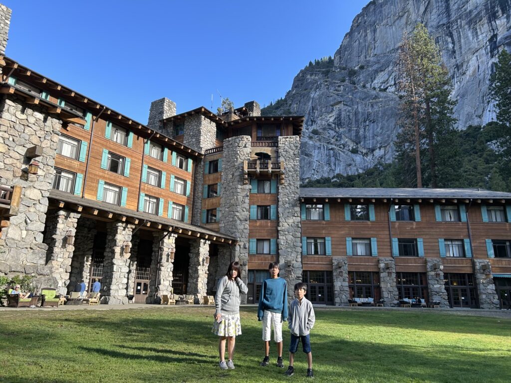 ヨセミテ国立公園観光：