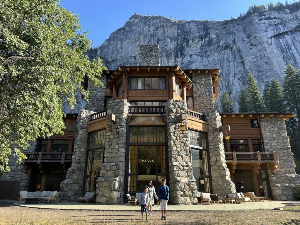 ヨセミテ国立公園観光：