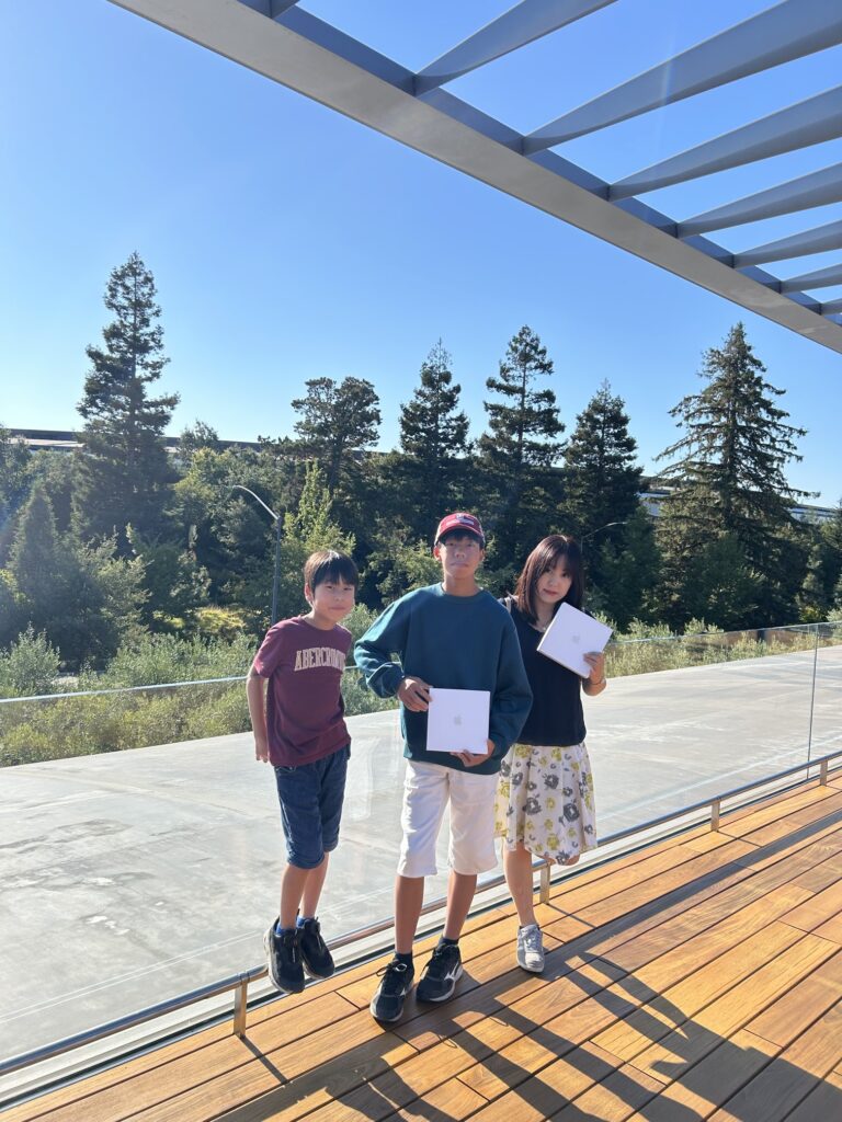 シリコンバレー観光の定番、テック企業本社巡り：Apple Park Visitor Center