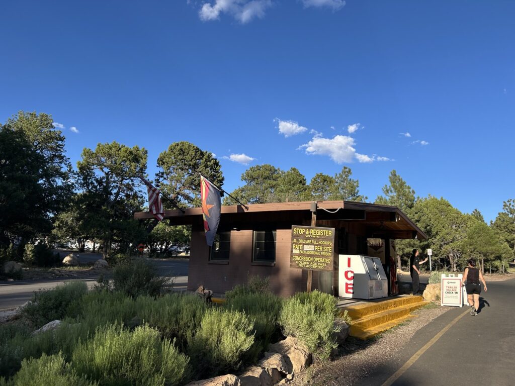 グランドキャニオン国立公園内のRVパーク「Trailer Village RV Park