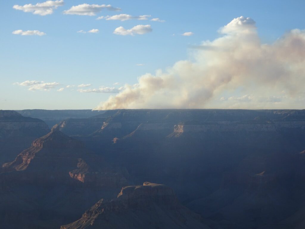 グランドキャニオンのおすすめ夕日スポット | マーサー・ポイント