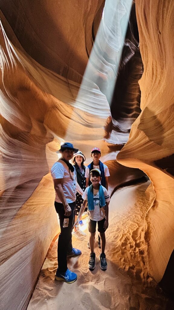 アッパー・アンテロープキャニオン観光