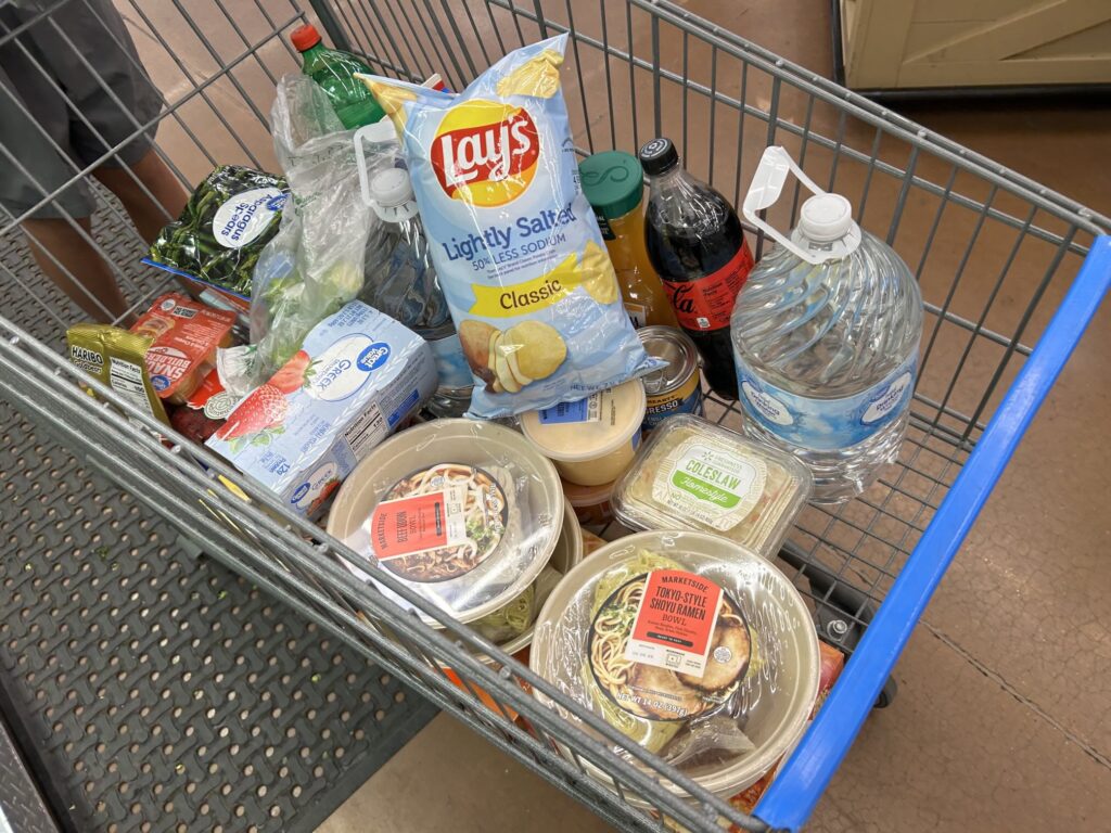 アリゾナ州ペイジで食料調達