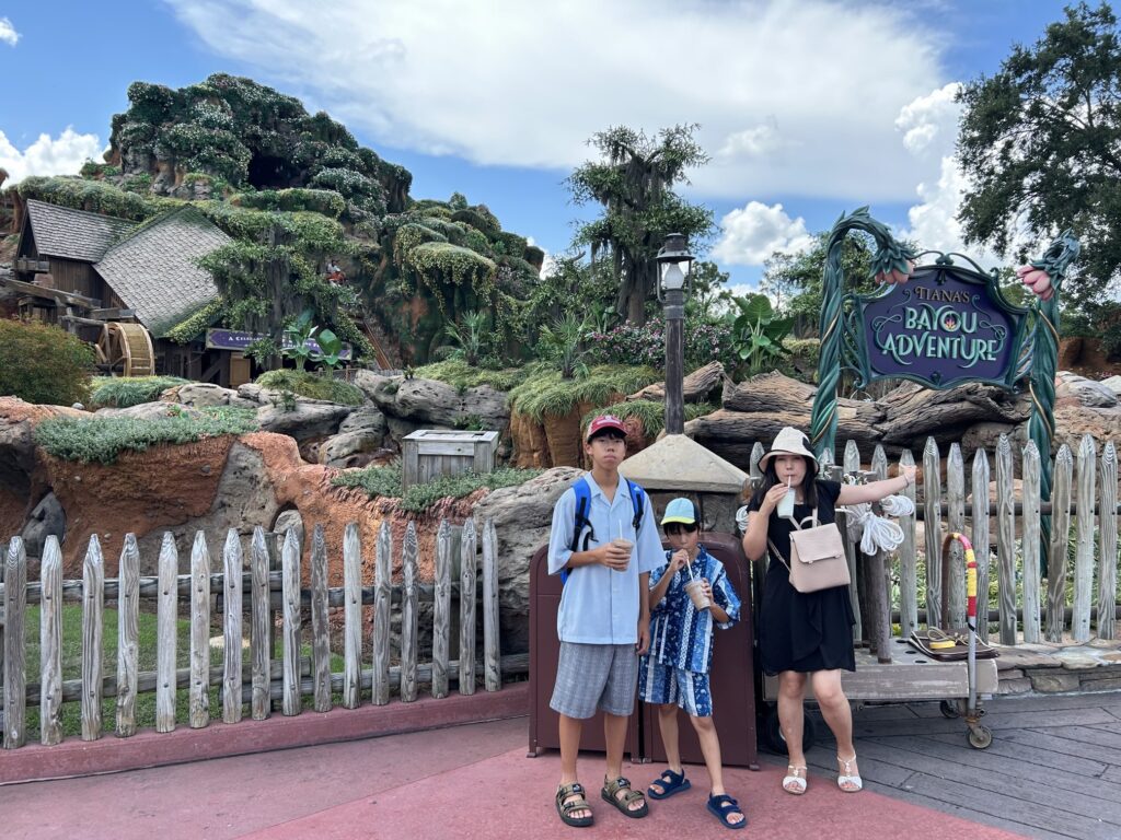 ウォルト・ディズニー・ワールド(WDW):マジック・キングダム・パークの人気のアトラクション「Tiana's Bayou Adventure」