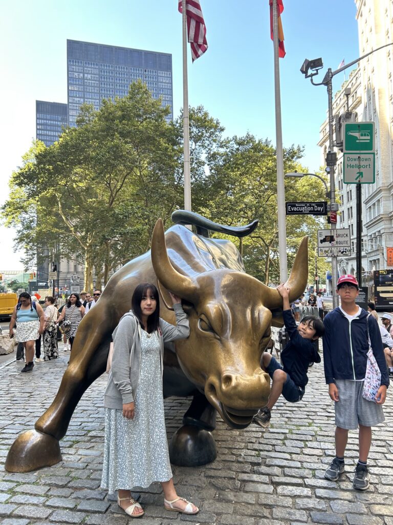 ウォール街の「チャージング・ブル」