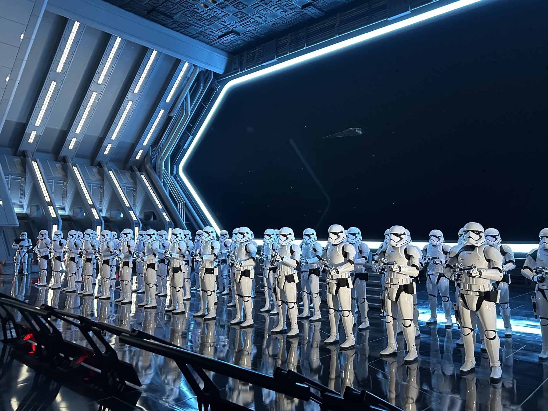 ディズニー・ハリウッド・スタジオ：Star Wars: Rise of the Resistance