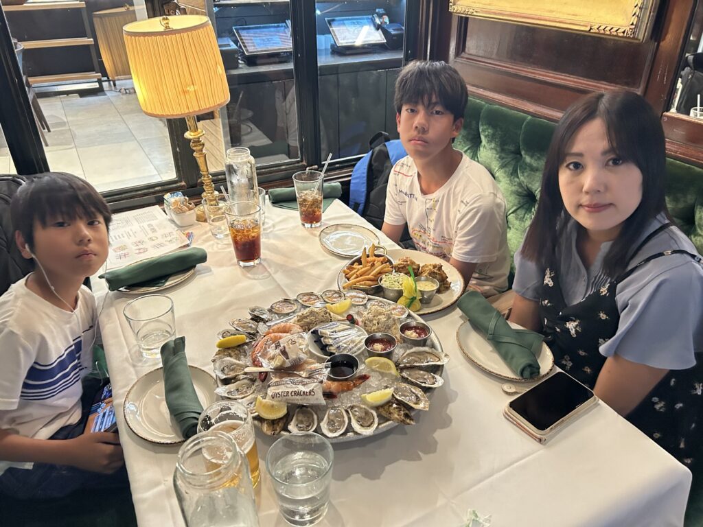 ワシントンDC最古のレストラン「Old Ebbitt Grill」でいただくランチ