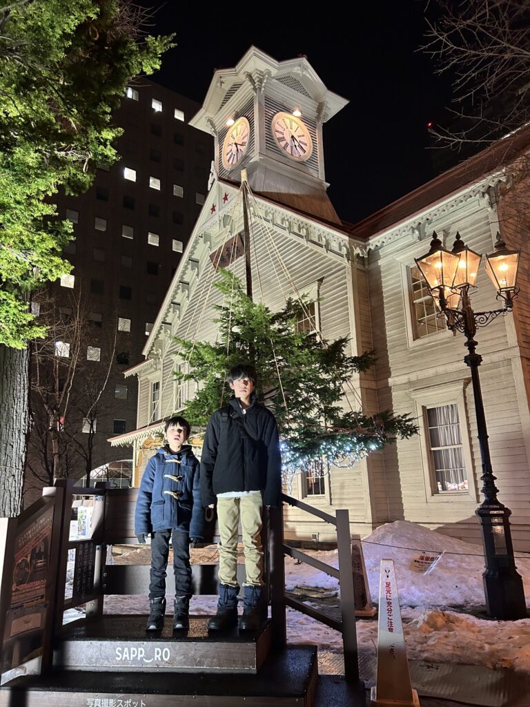 夜の時計台