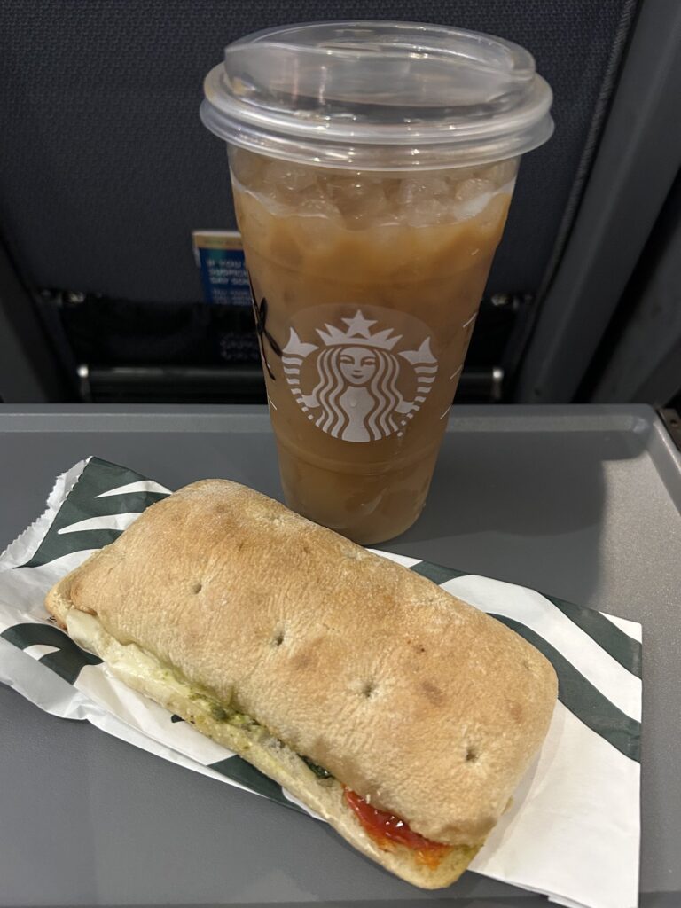 スタバの「Tomato & Mozzarella on Focaccia」