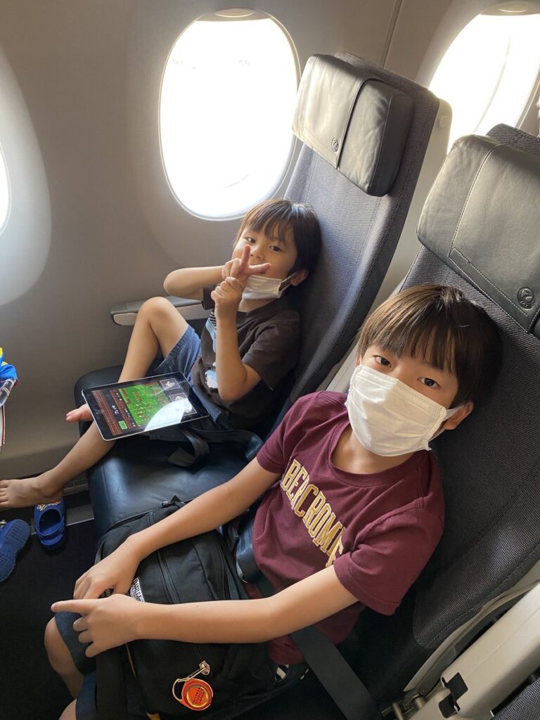 那覇経由石垣島行きの機内