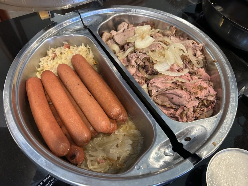 オリオール・パークのプライベートルームの料理