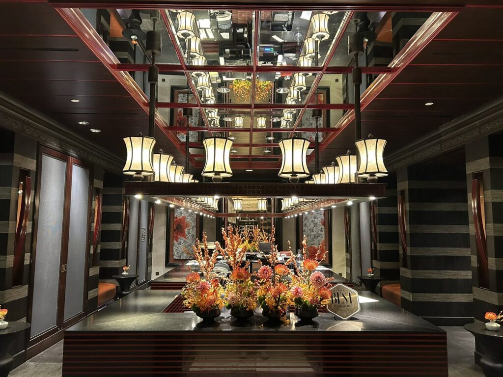 Four Seasons杭州西湖の金沙厅の館内