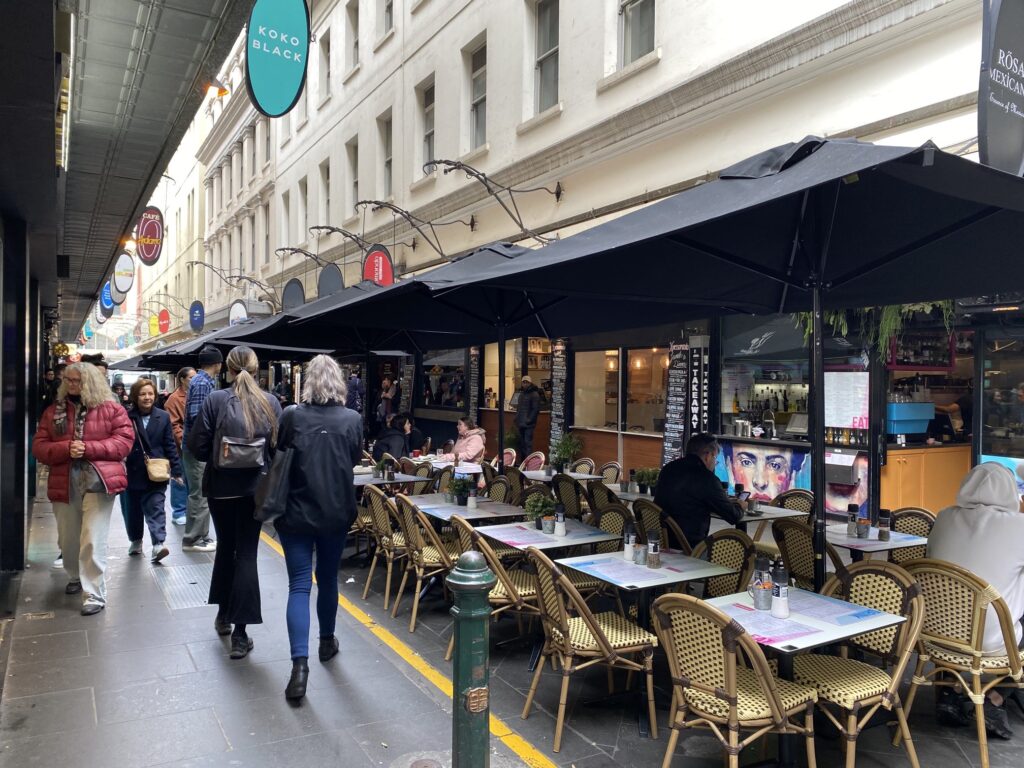 デグレーブス・ストリート(Degraves Street)