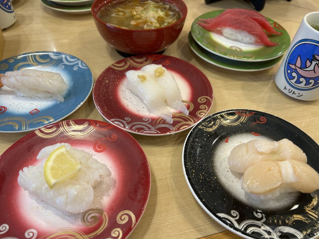 回転寿司屋「トリトン」