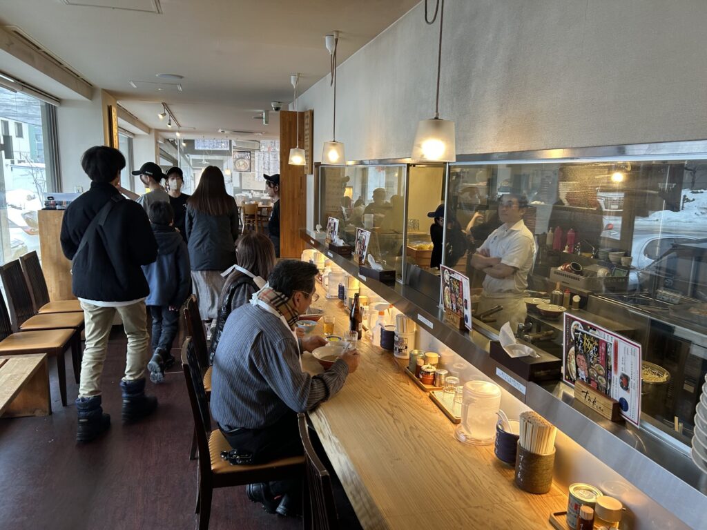 札幌・中之島にある「すみれ札幌本店」