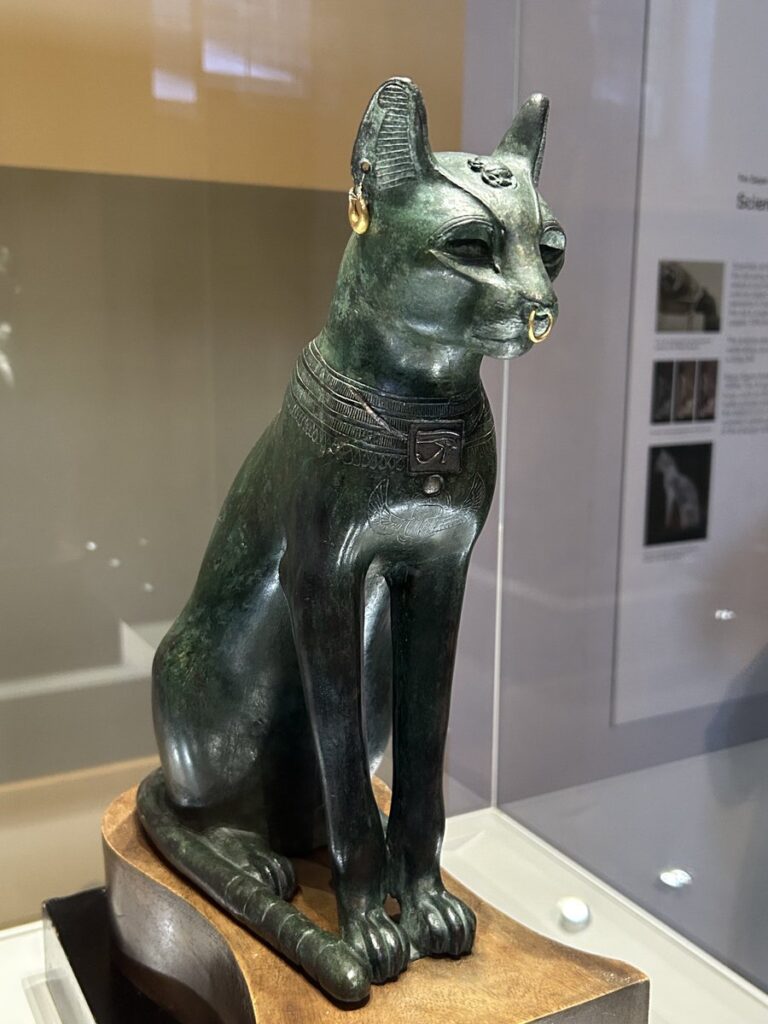 大英博物館Room 4のゲイヤー・アンダーソンの猫