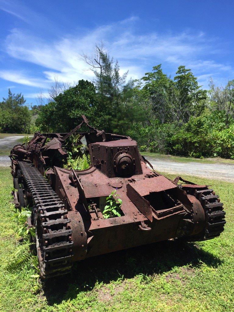 パラオ・ペリリュー島に残る日本軍の軽戦車