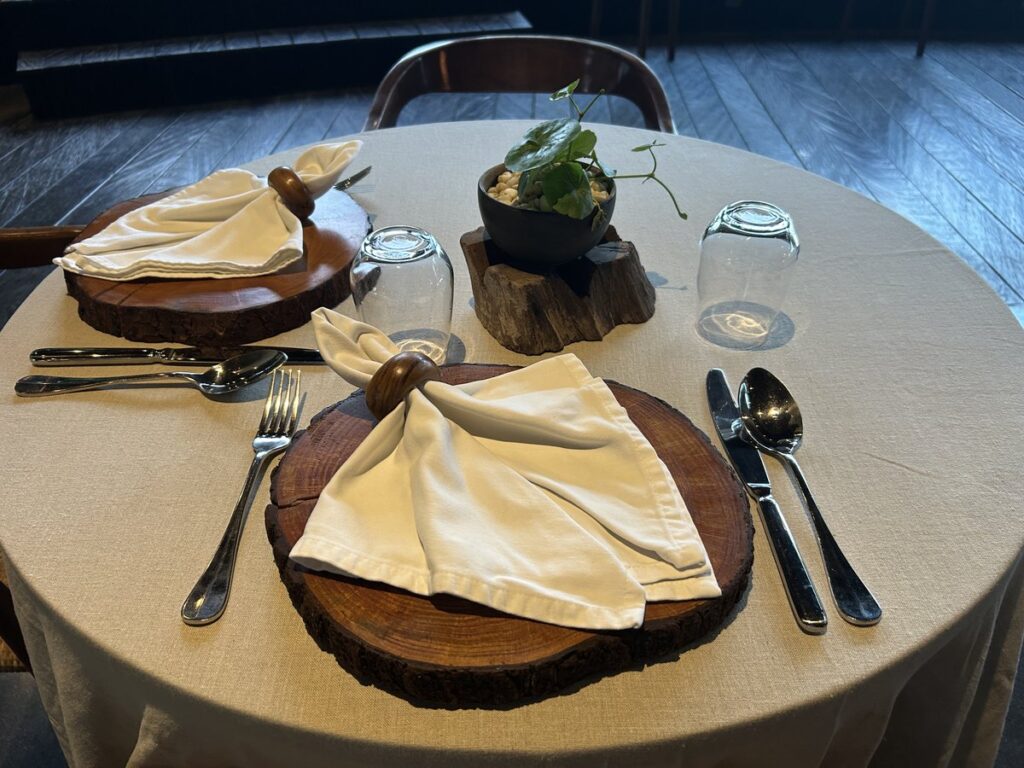 Tangi Restaurantのテーブルセッティング