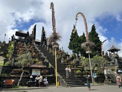 バリ・ヒンドゥー教最大級の寺院群「ブサキ寺院」