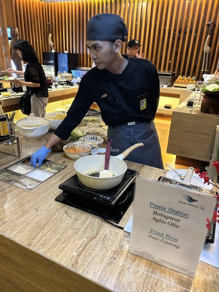 ガルーダインドネシア航空ラウンジのパスタステーション